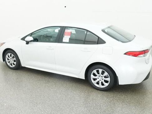 New 2026 Toyota Corolla LE image 4