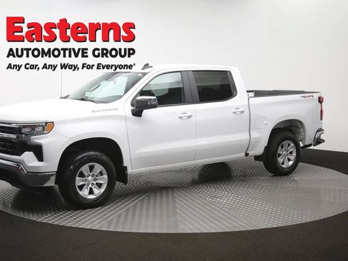 Used 2025 Chevrolet Silverado 1500 LT AWD/4WD image 58