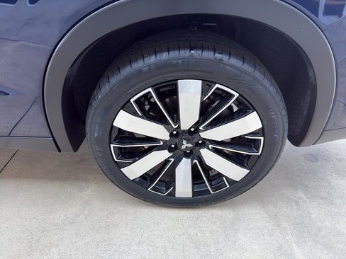 Used 2025 Mitsubishi Outlander SE AWD/4WD image 14
