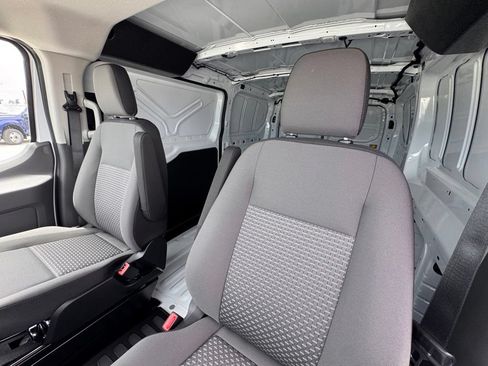 New 2026 Ford Transit 250 Low Roof RWD image 18