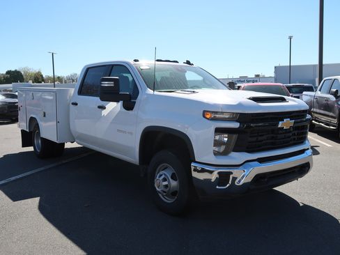 New 2025 Chevrolet Silverado 3500 W/T w/ WT Convenience Package AWD/4WD image 2