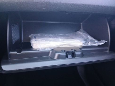 Used 2017 Chevrolet Trax LS image 31