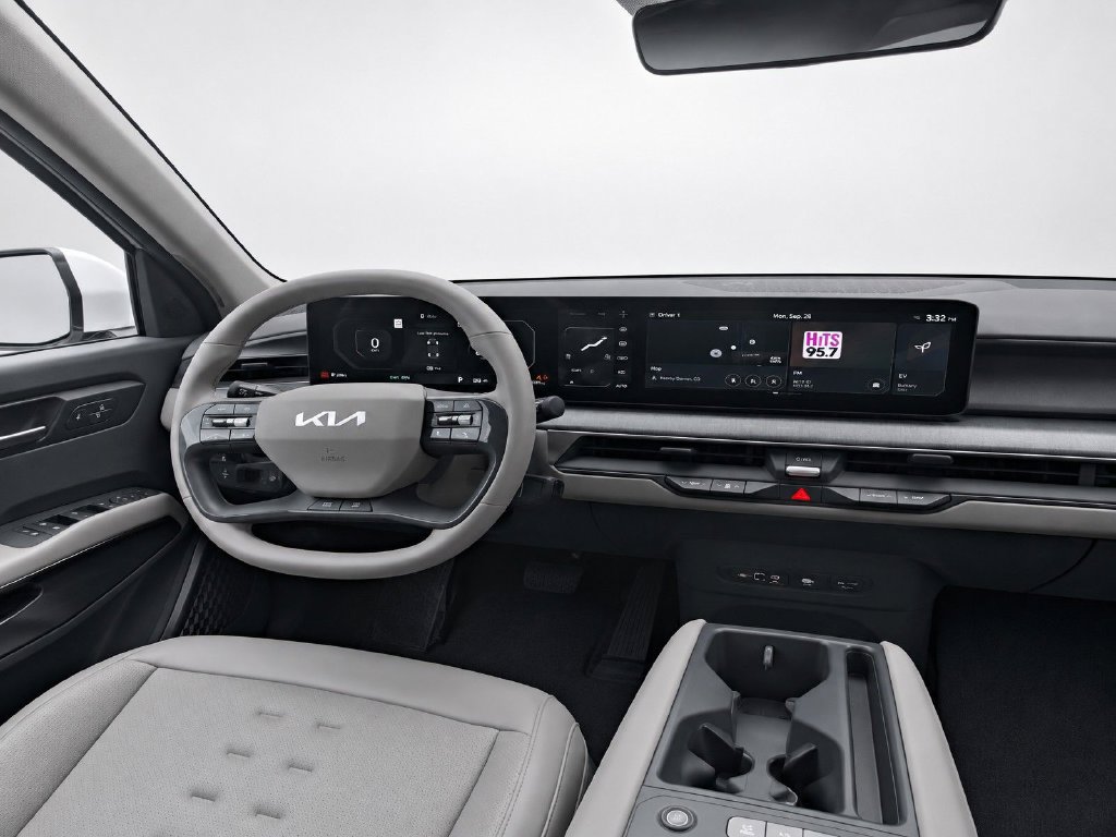 Certified 2024 Kia EV9 Wind AWD/4WD image 36