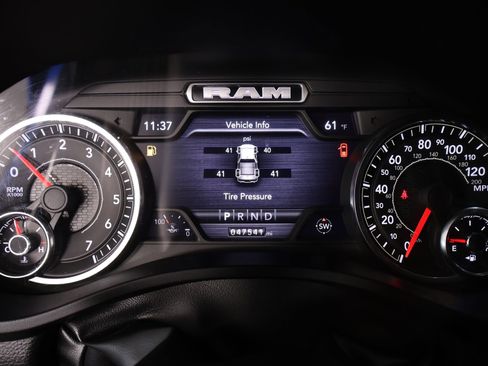 Used 2022 RAM 1500 Laramie w/ Sport Appearance Package image 4