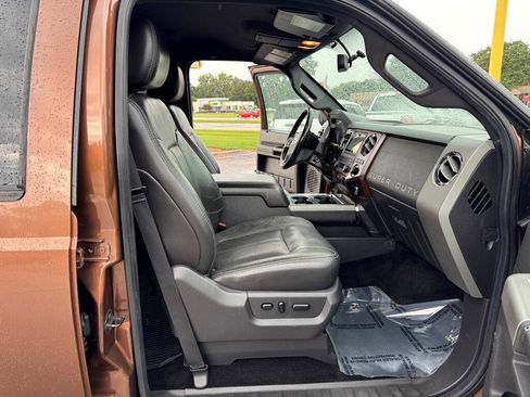 Used 2011 Ford F350 Lariat w/ Lariat Interior Pkg image 27