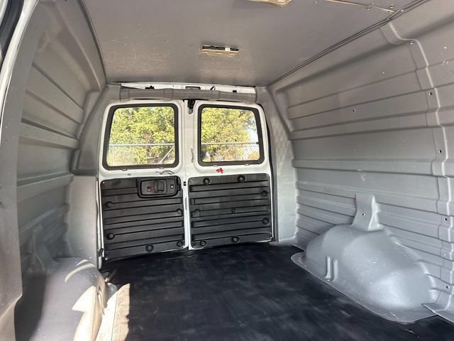 Used 2019 Chevrolet Express 2500 w/ Driver Convenience Package RWD image 17