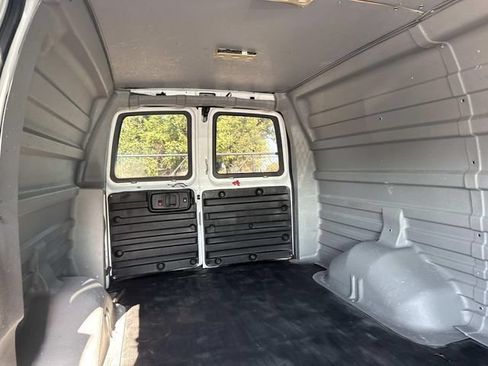 Used 2019 Chevrolet Express 2500 w/ Driver Convenience Package RWD image 17
