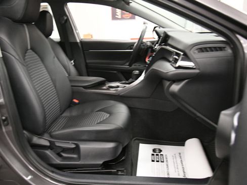Used 2024 Toyota Camry SE w/ Cold Weather Package FWD image 25