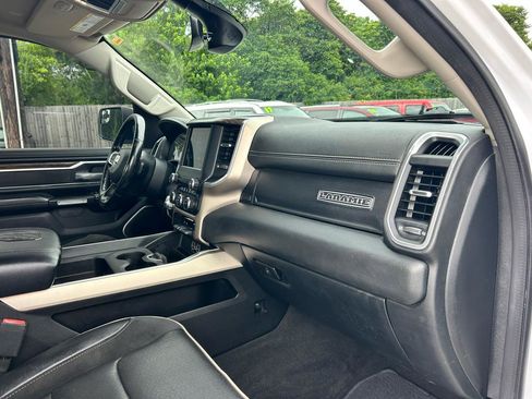 Used 2020 RAM 1500 Laramie RWD image 8