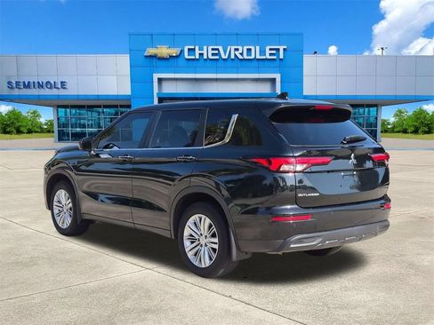 Used 2024 Mitsubishi Outlander ES AWD/4WD image 3