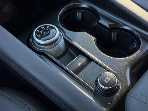 Certified 2025 Ford Explorer Active w/ Active Comfort Package image 21