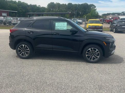 New 2026 Chevrolet TrailBlazer LT FWD image 8