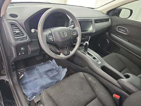 Used 2017 Honda HR-V EX image 15