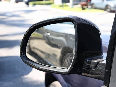 Used 2024 BMW X5 sDrive40i w/ M Sport Package image 12