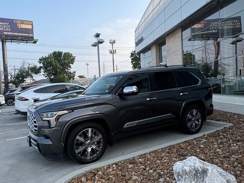 Used 2024 Toyota Sequoia Capstone AWD/4WD image 20