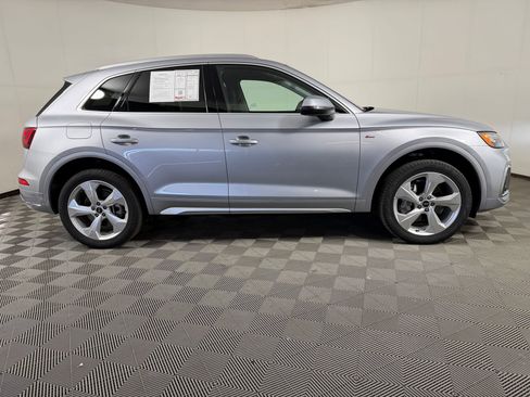 Certified 2024 Audi Q5 2.0T Premium Plus AWD/4WD image 8