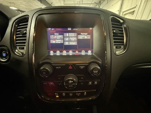 Used 2018 Dodge Durango GT image 36