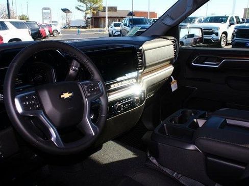 New 2026 Chevrolet Silverado 1500 LT image 4