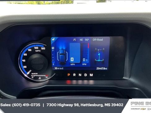 Used 2022 Ford Bronco Badlands image 14