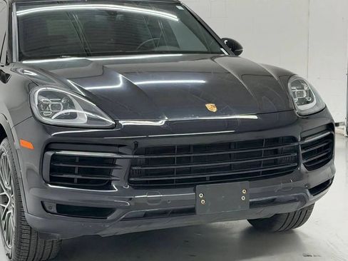 Used 2019 Porsche Cayenne AWD/4WD image 45