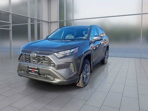 New 2025 Toyota RAV4 XLE image 4