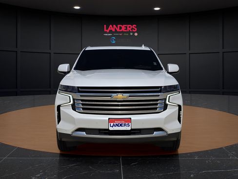 Used 2023 Chevrolet Tahoe High Country AWD/4WD image 6