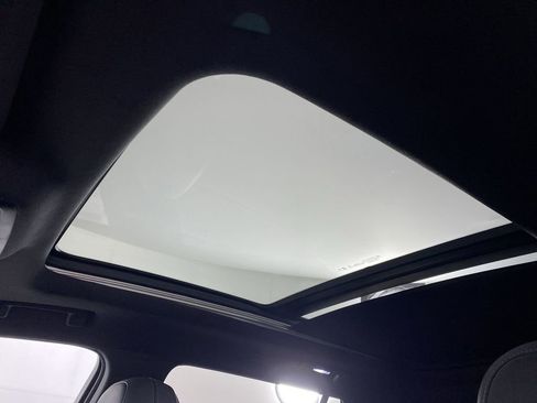 Used 2025 Chevrolet Equinox LT w/ Convenience Package II image 22