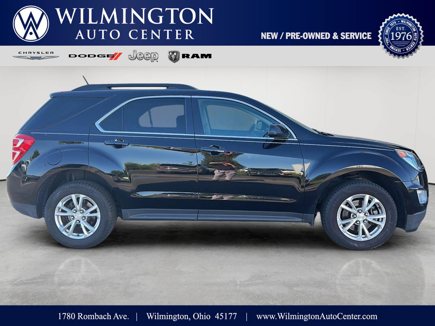 Used 2017 Chevrolet Equinox LT FWD image 1