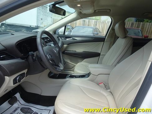 Used 2017 Lincoln MKC Premiere AWD/4WD image 12