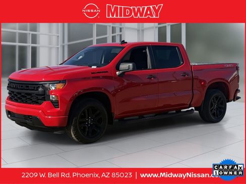 Used 2024 Chevrolet Silverado 1500 Custom w/ Turbomax Blackout Package image 1