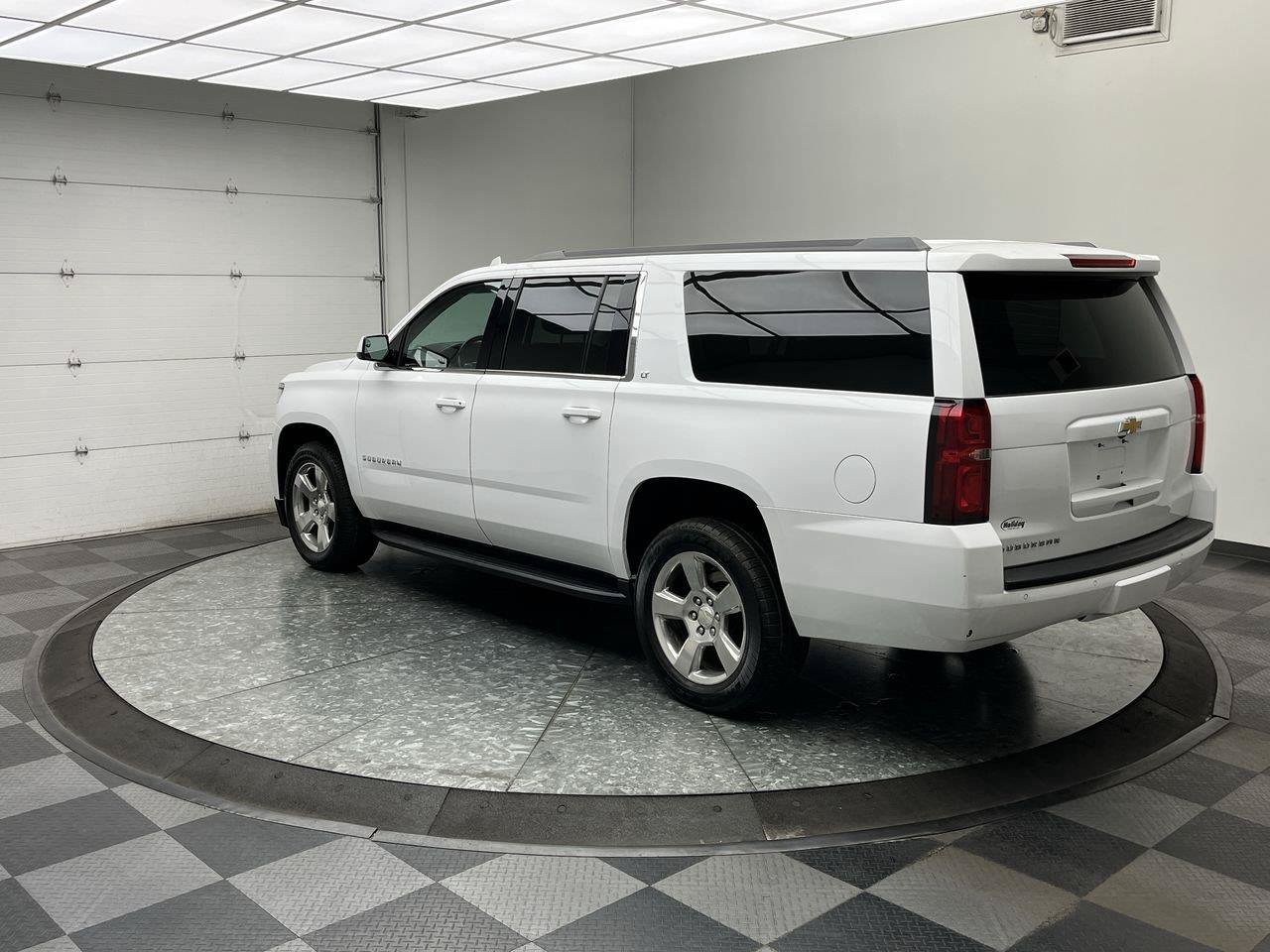 Used 2020 Chevrolet Suburban LT AWD/4WD image 2