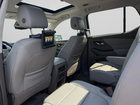 Used 2019 Chevrolet Traverse Premier AWD/4WD image 25