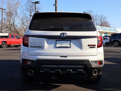 Used 2023 Honda Passport TrailSport image 6