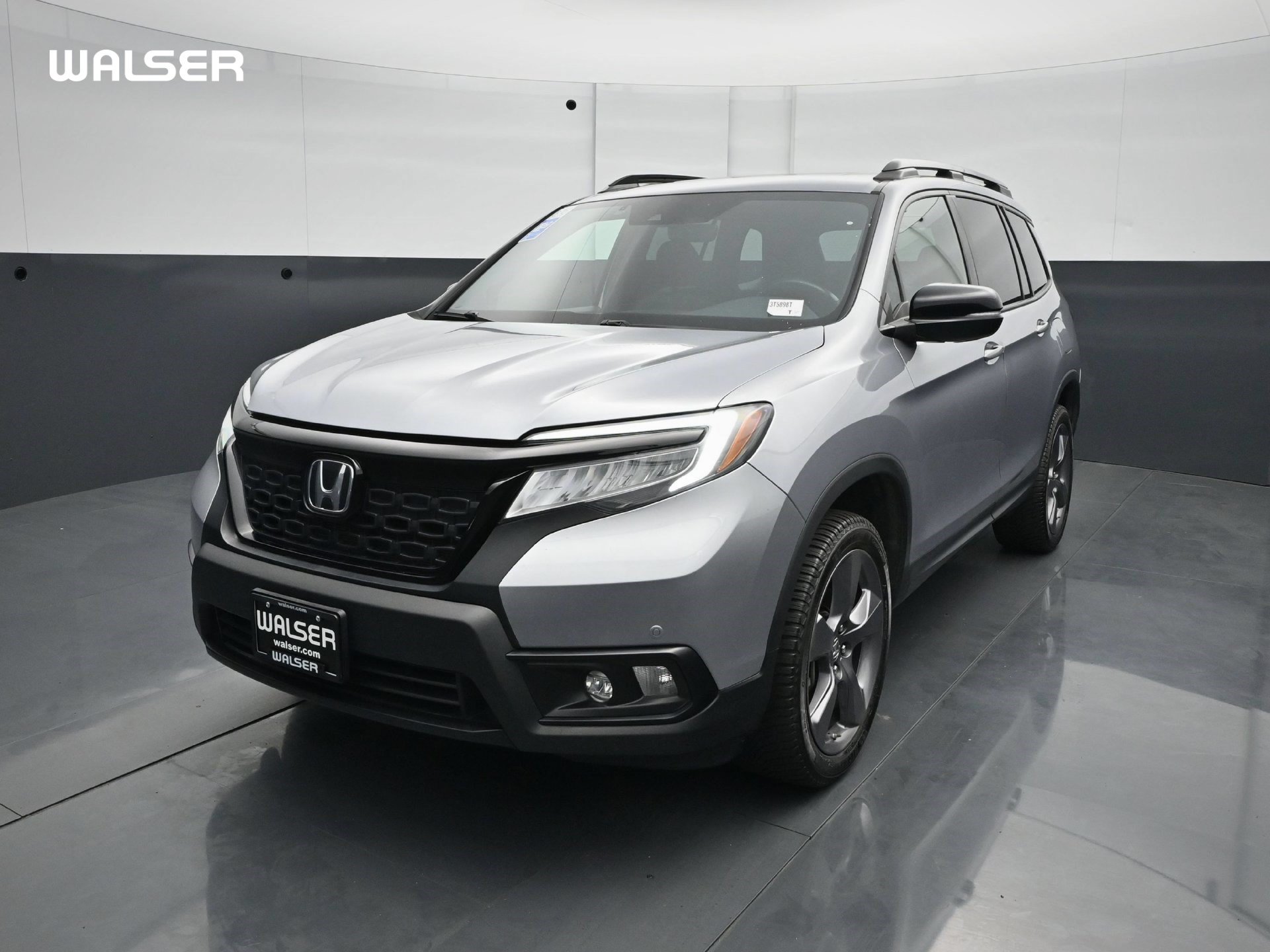 Used 2020 Honda Passport Touring image 1