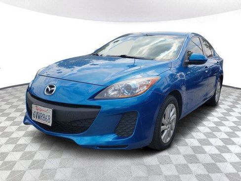 Used 2012 MAZDA MAZDA3 i Touring FWD image 2