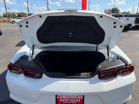 Used 2019 Chevrolet Camaro LS RWD image 19