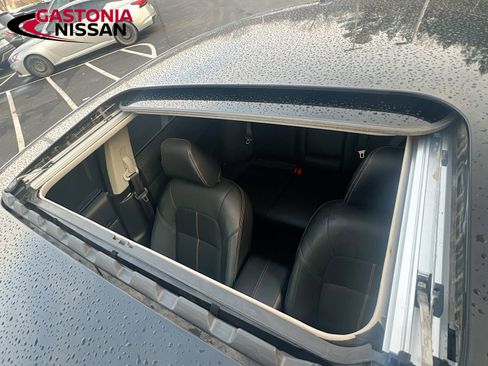 Used 2022 Nissan Altima 2.5 SR w/ Midnight Edition Package image 26