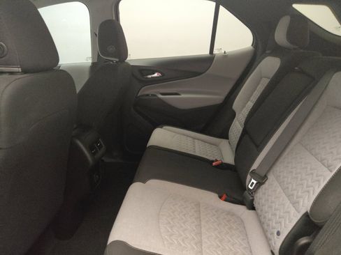 Used 2022 Chevrolet Equinox LT image 18