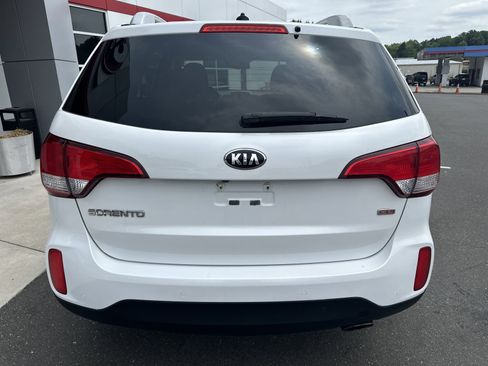 Used 2015 Kia Sorento LX FWD image 7