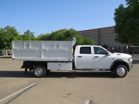 New 2023 RAM 5500 Tradesman w/ Chrome Appearance Group image 15