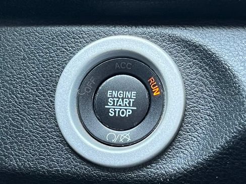 Used 2017 RAM 1500 Sport AWD/4WD image 32