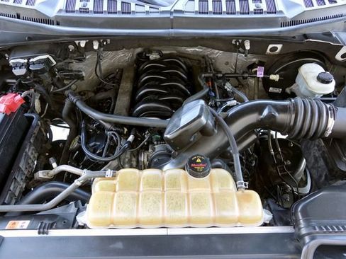 Used 2015 Ford F150 XLT w/ Equipment Group 301A Mid image 21