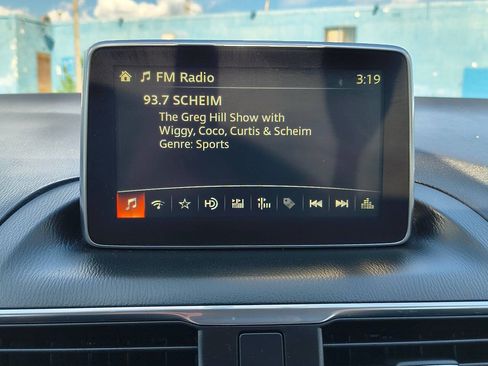 Used 2016 MAZDA MAZDA3 s Grand Touring FWD image 14
