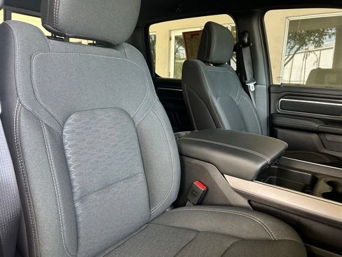 Used 2025 RAM 1500 Big Horn AWD/4WD image 25