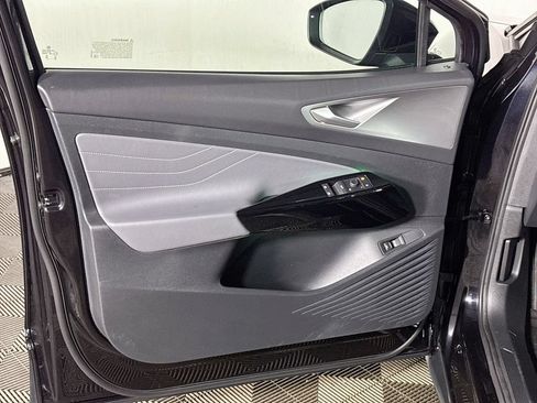 Certified 2023 Volkswagen ID.4 Pro S RWD image 11
