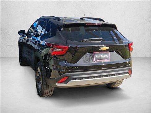 New 2026 Chevrolet Trax LT w/ Driver Confidence Package image 7