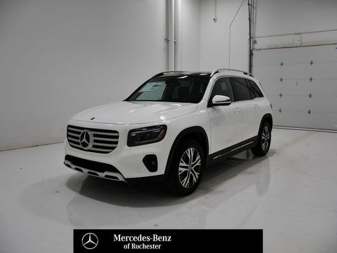 New 2026 Mercedes-Benz GLB 250 4MATIC image 1