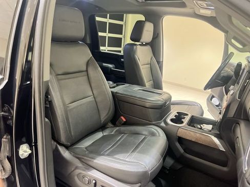 Used 2020 GMC Sierra 3500 Denali w/ Denali Ultimate Package AWD/4WD image 25