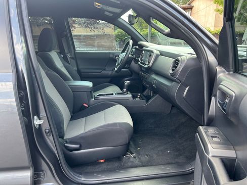 Certified 2023 Toyota Tacoma TRD Sport AWD/4WD image 28