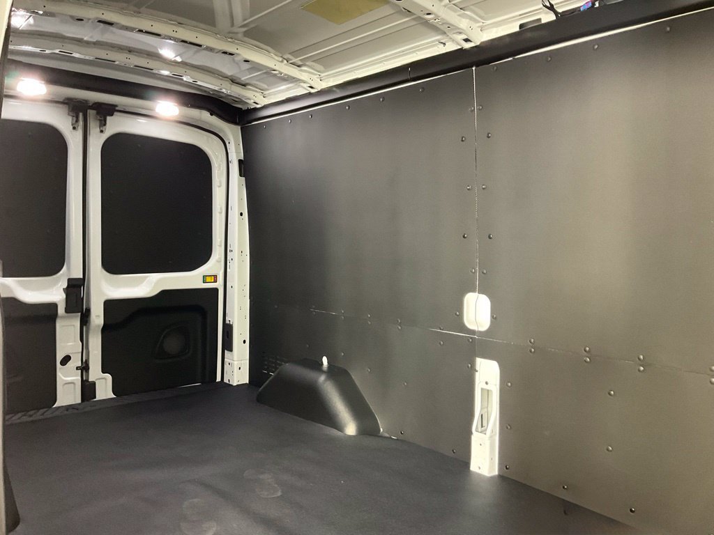New 2026 Ford Transit 250 148 Medium Roof w/ Load Area Protection Package RWD image 16